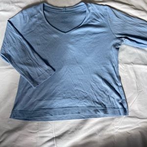 Talbots light blue fitted 3/4 sleeve shirt